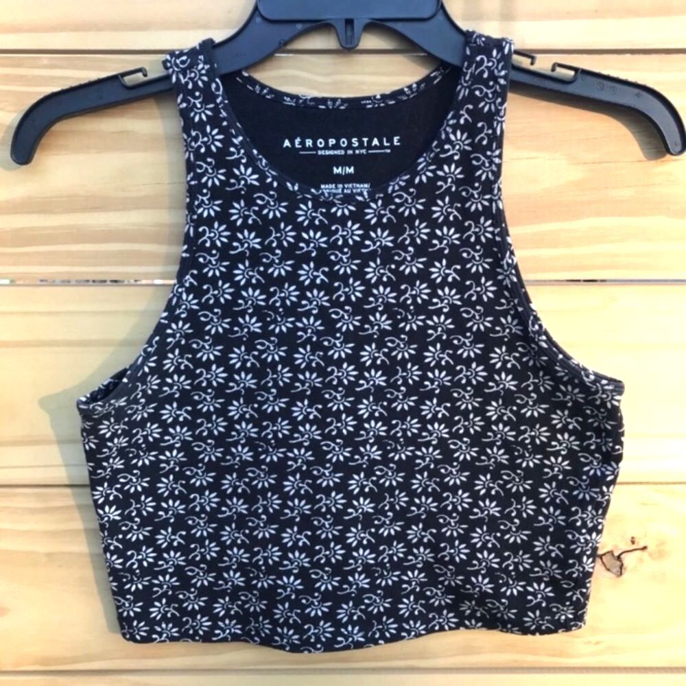 Aeropostale Crop Tank Size Medium Black Floral
